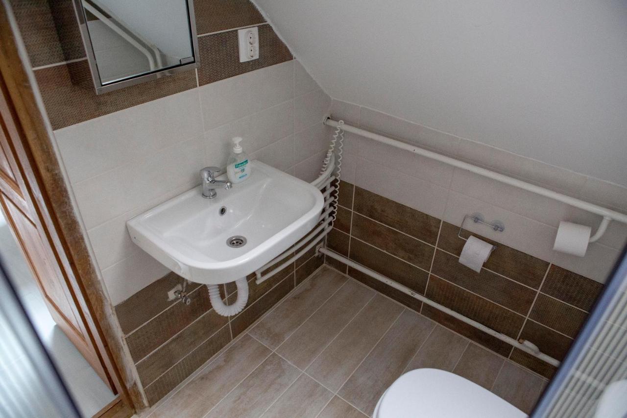 Eva Vendeghaz Hotel Kaposvar Luaran gambar