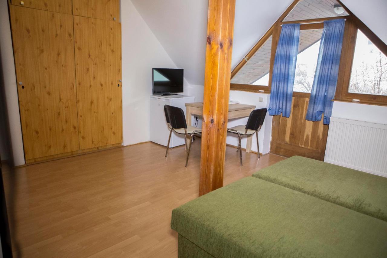 Eva Vendeghaz Hotel Kaposvar Luaran gambar