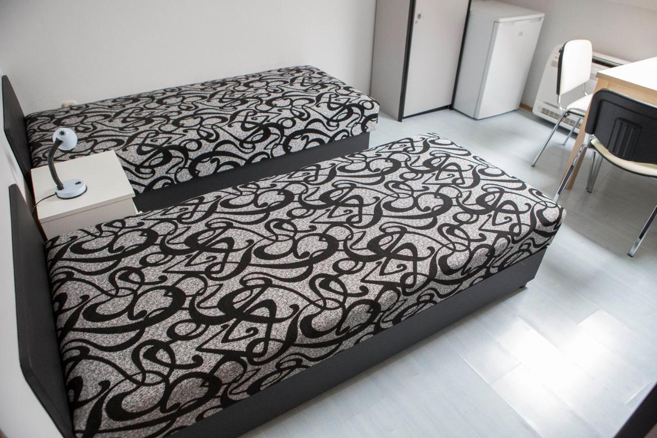 Eva Vendeghaz Hotel Kaposvar Luaran gambar